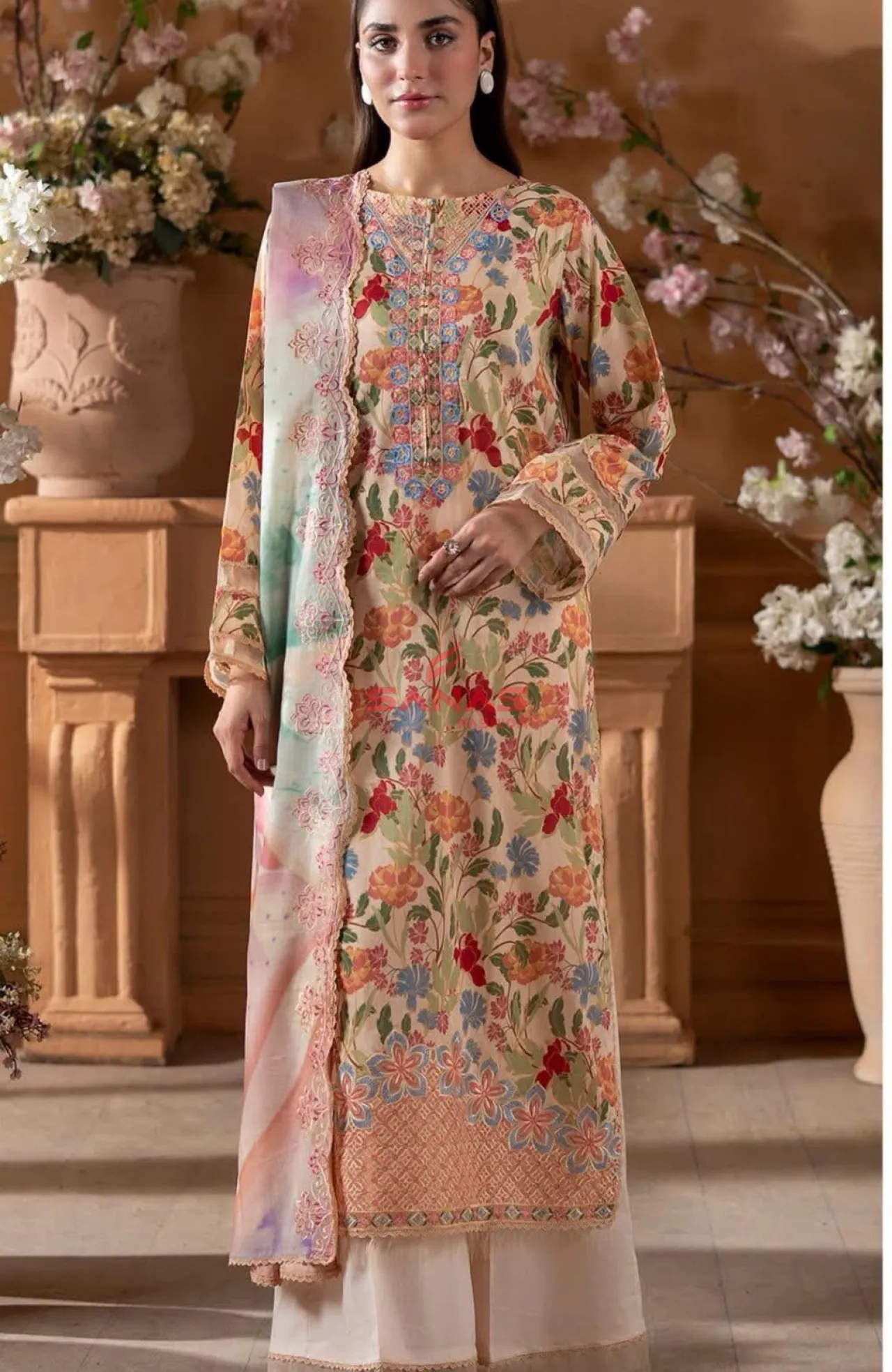 Original Pakistani Unstitched Lawn “Premium Mishaal by Gulljee” (P-04FF)